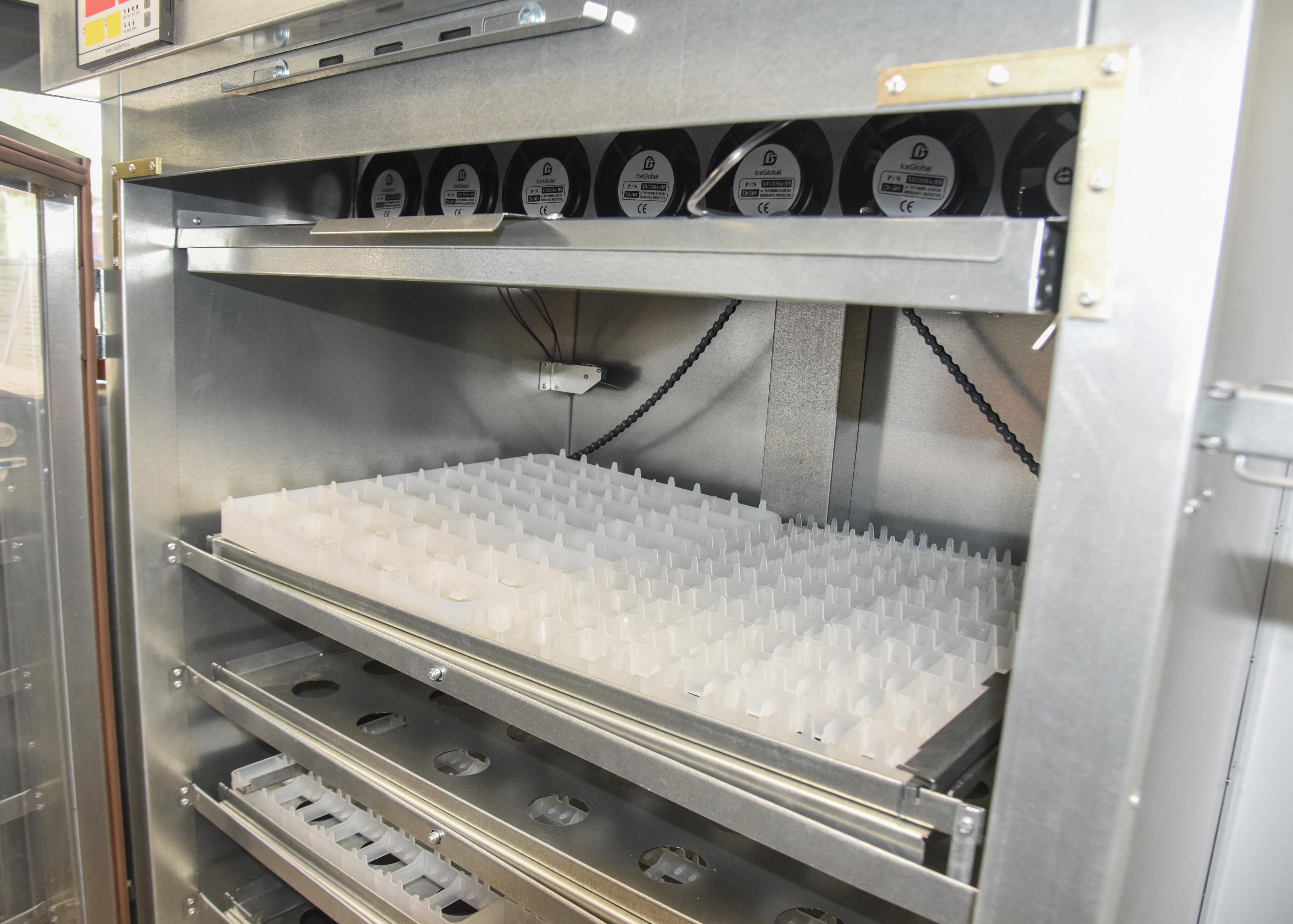 Инкубатор АИ-1400. Фото 8