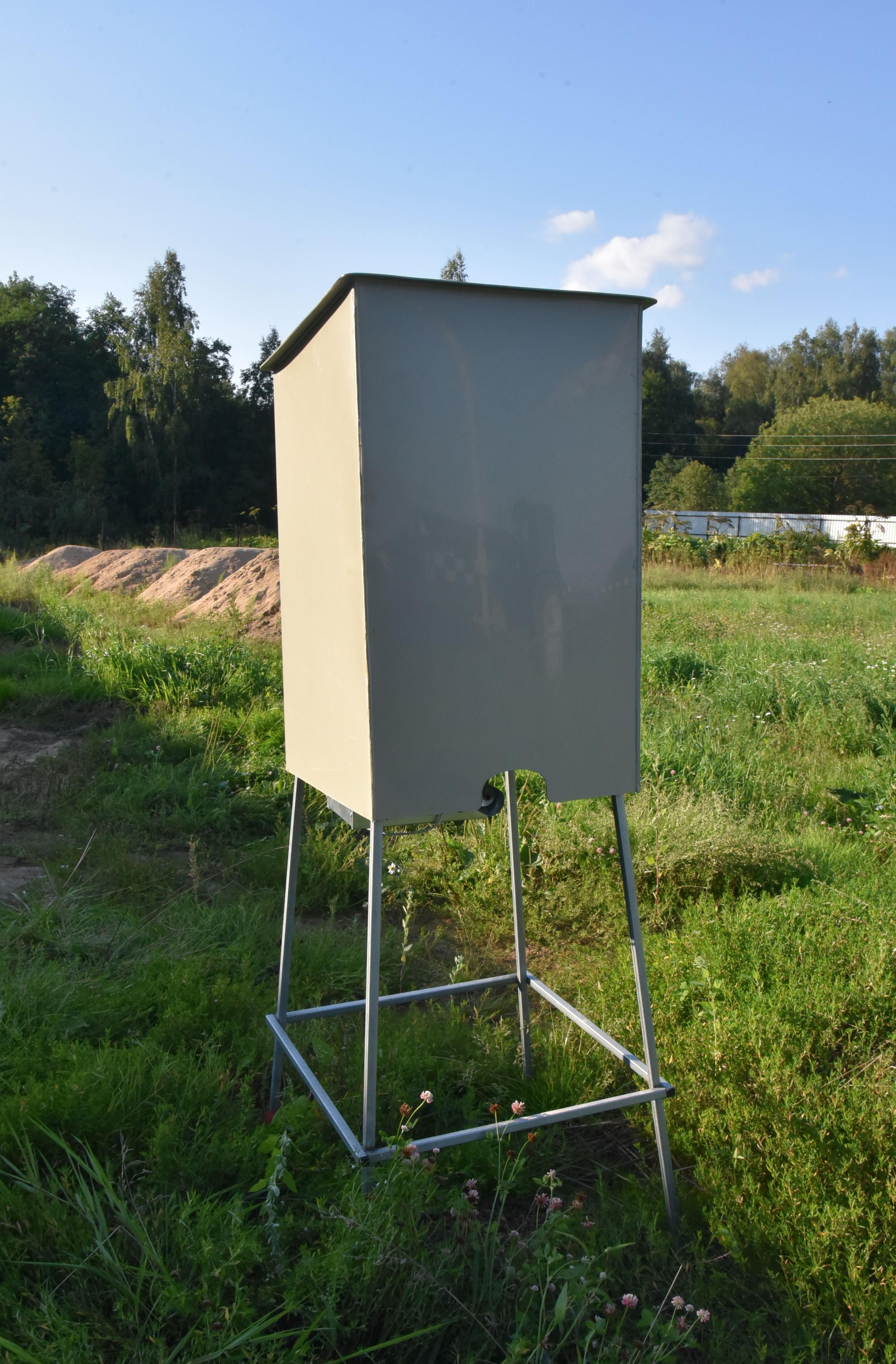 Бункер кормовой автоматический "Дозатор 135". Фото 8